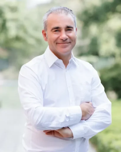 Dr. med. dent. Philip Elias Putzer, Zahnarzt, Implantologe, Oralchirurg